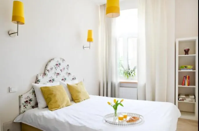 Lejlighed Bright In Old Town By Urban Rent Vilnius